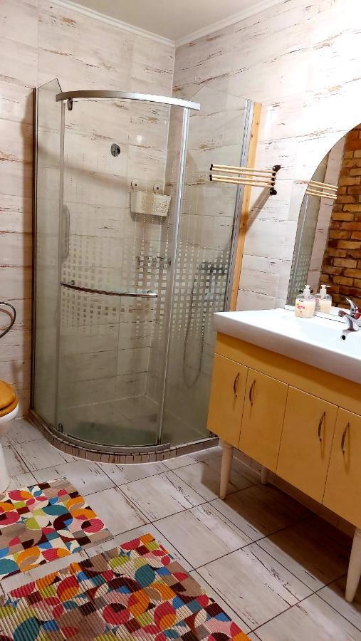 Mandula Apartman Szeged Buitenkant foto